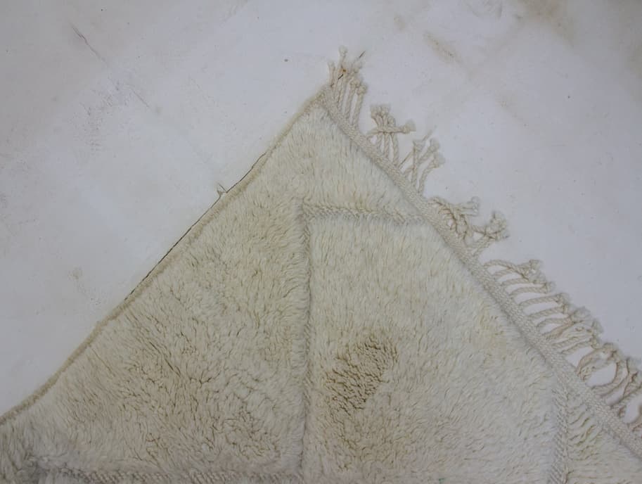 Off-White Beni Ouarain Rug