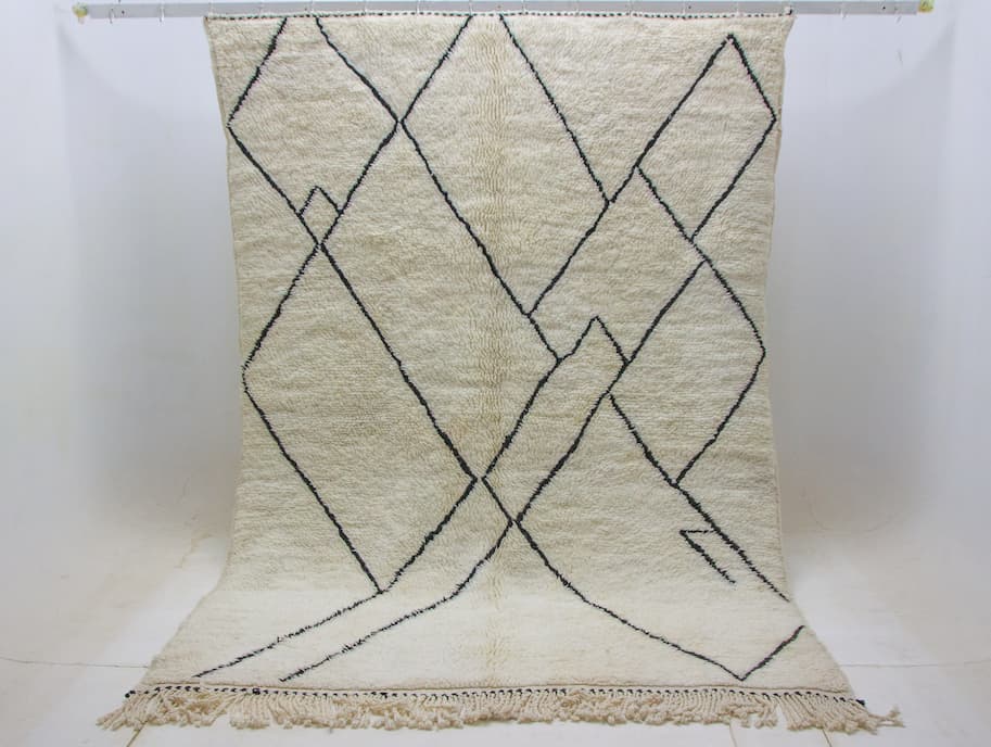 Black And White Beni Ouarain Rug