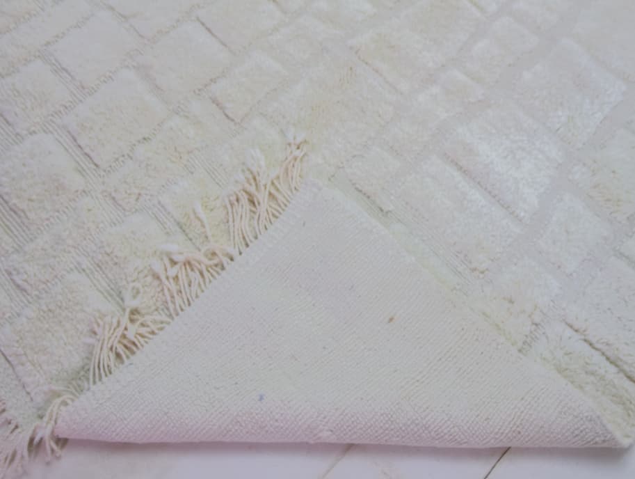 White Beni Ouarain Rug